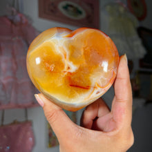 Load image into Gallery viewer, Carnelian Heart
